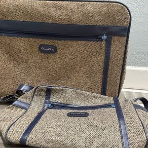 Oscar de la Renta Tan and Blue luggage set